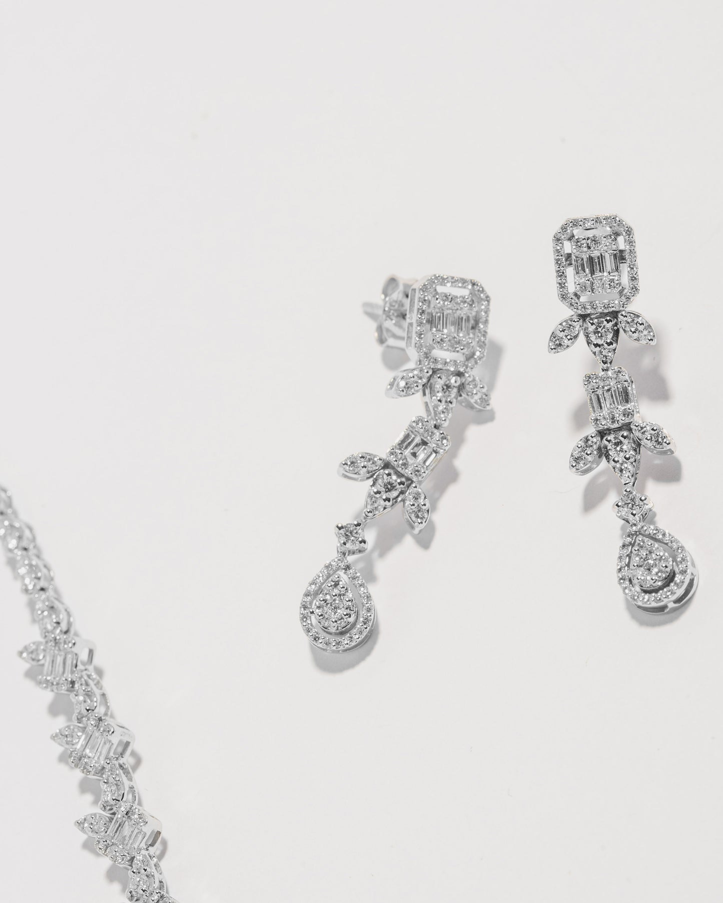 Stunning Symphony Diamond Set