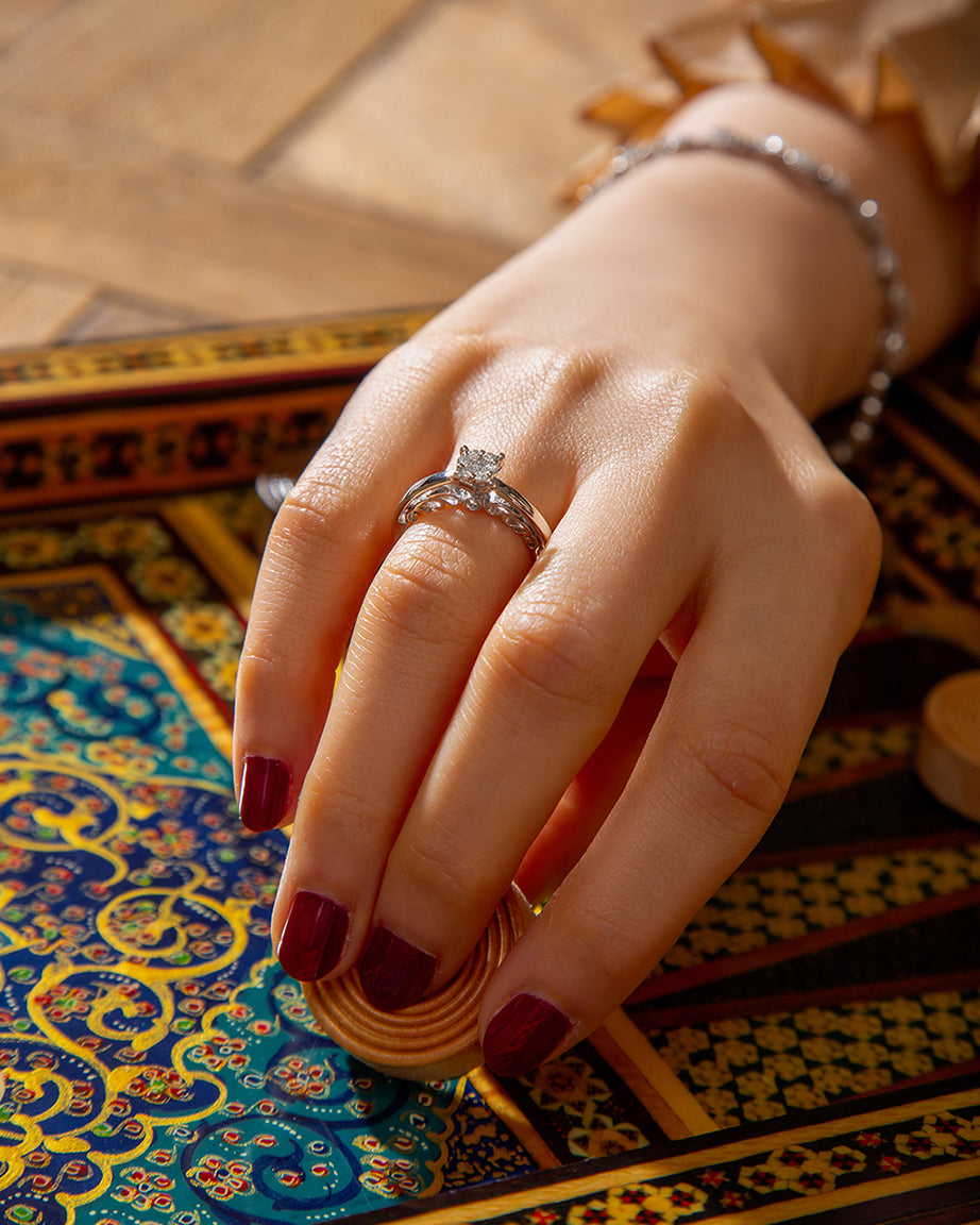 Grandeur Gleam Ring