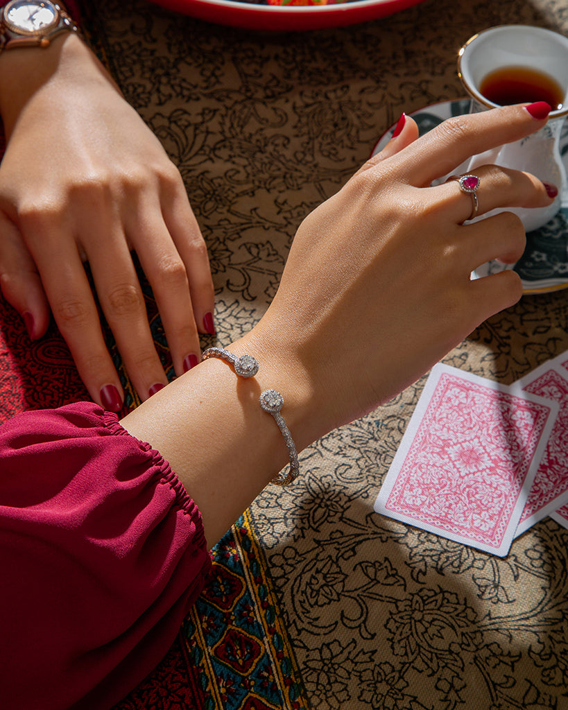 Elegance Unveiled Cuff