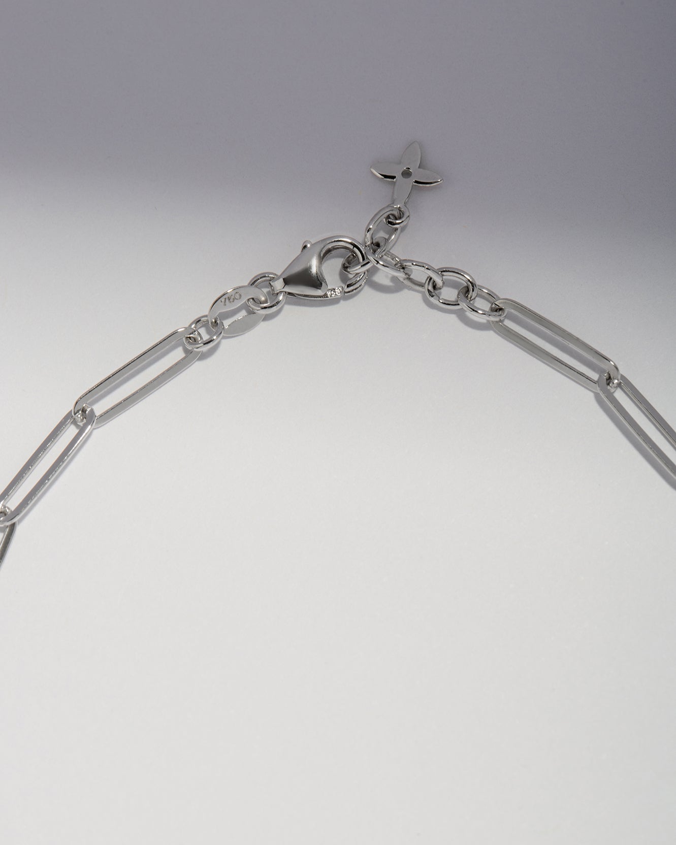 Bloom Elegance Bracelet White Gold